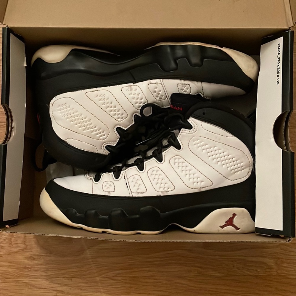 Retro 9 Space Jams